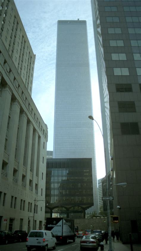 The WTC South Tower (2 World Trade Center) and the origina… | Flickr