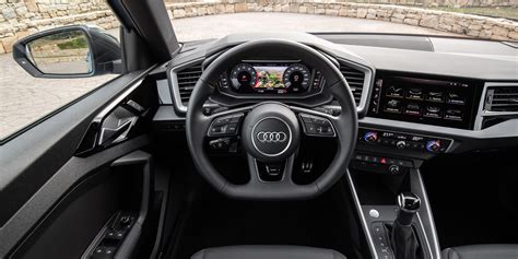 Audi A1 Sportback Interior & Infotainment | carwow