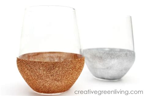 How to Make Glitter Wine Glasses | Creative Green Living