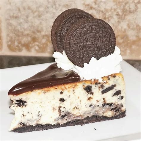 Amazing Oreo Cheesecake | Grace Like Rain Blog