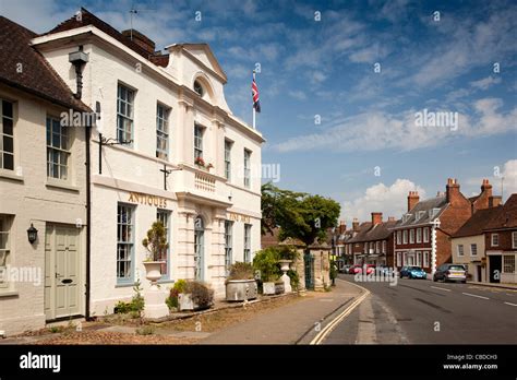 UK, England, Bedfordshire, Woburn, Bedford Street Stock Photo - Alamy