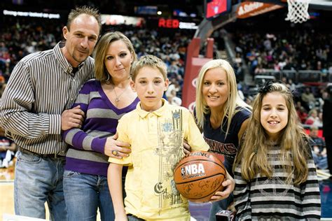 Bert Surprises The First 2013 Family At The Hawks Game | Bert's Big ...