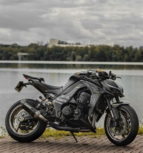 Kawasaki Z1000 | Futuristic motorcycle, Super bikes, Sports bikes motorcycles