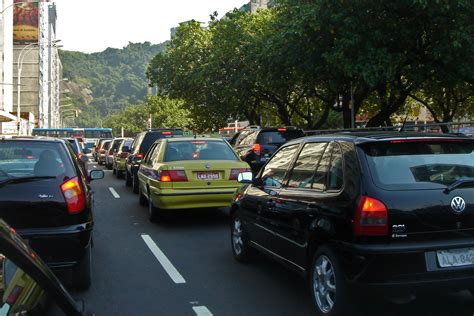 File:Traffic jam Rio de Janeiro 03 2008 28.JPG - Wikimedia Commons