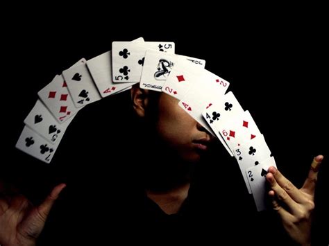 Top 10 easy magic tricks with cards you can do at home - 7 Magic Inc