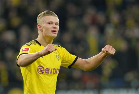 Erling Haaland scores two more goals for Borussia Dortmund