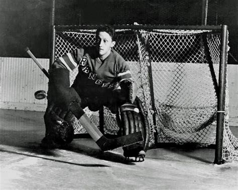 Viewing a thread - Awesome vintage NYR photos | Rangers hockey, Goalie, New york rangers