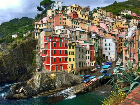 Why Riomaggiore Is My Fave Cinque Terre Town | One Girl, Whole World