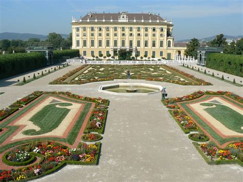 Ο Ερευνητής της Βέροιας: PALACE AND GARDENS OF SCHONBRUNN(AUSTRIA) - ΤΟ ΑΝΑΚΤΟΡΟ ΚΑΙ ΟΙ ΚΗΠΟΙ ...