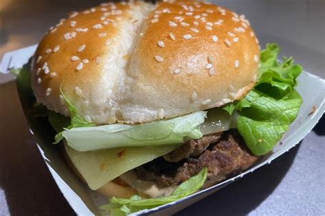 McDonald's 'Steakhouse Stack' burger with peppercorn sauce 'not what I ...