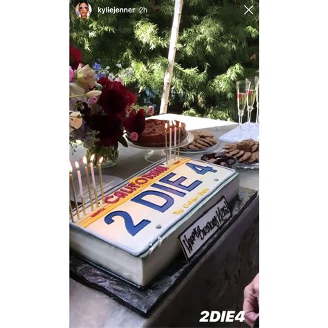 See the Kardashian Family’s Best Cakes: Photos