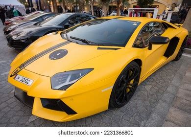 1,159 Luxury Cars Qatar Images, Stock Photos & Vectors | Shutterstock