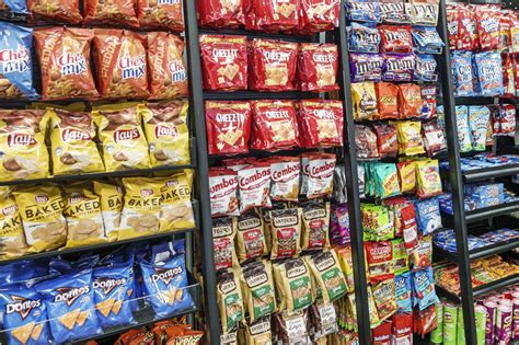 Top 4 convenience store gas station snacks in 2022 | Blog Hồng