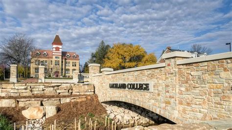 Lakeland College Entrance Construction Project | Boldt