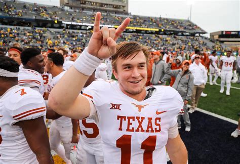 10 Facts about Texas Longhorns quarterback Sam Ehlinger