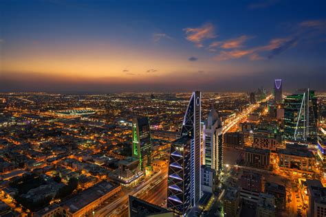 Riyadh Saudi Arabia [2048x1367] | Tourist destinations, Skyline, Tourist