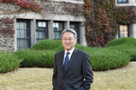 Alumni News: Congratulations to CAA Korea President Yongho Kim ('92GSAS) - Columbia University ...