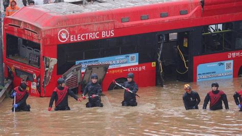 Nine bodies recovered from flooded tunnel