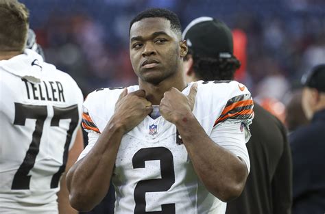 Cleveland Browns news: Team gives star wide receiver Amari Cooper a raise