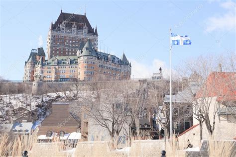 Chateau Frontenac in winter, Quebec City, Quebec, Canada — Stock Photo © Lopolo #65385011