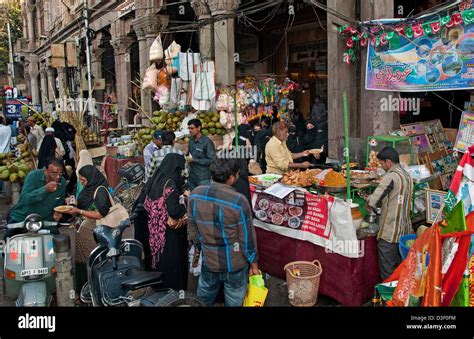 Laad Bazaar or Choodi Bazaar old market Food stall market Hyderabad India Andhra Pradesh Stock ...