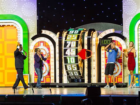 Broadway.com | Photo 7 of 7 | The Price is Right Live: Show Photos