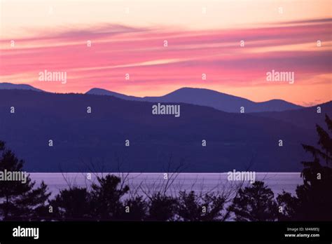 Adirondack mountains sunrise hi-res stock photography and images - Alamy