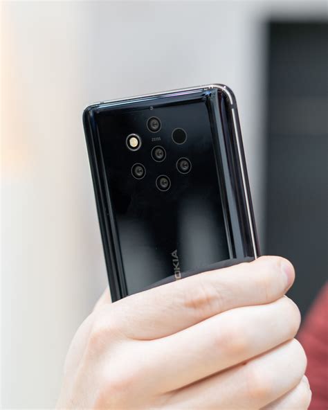 Nokia 9 PureView: 5 lenses and five times for slow operation