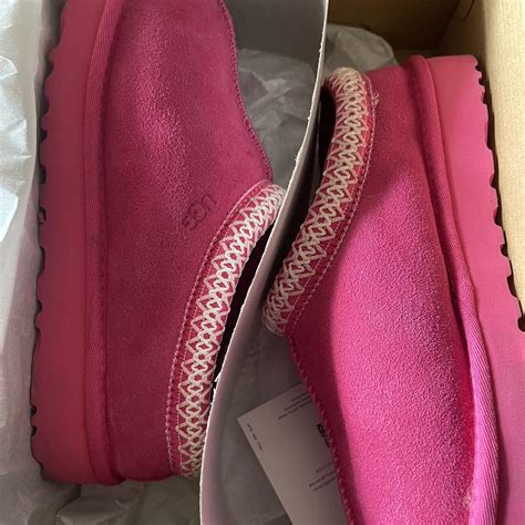 UGG Women's Pink and White Slippers | Depop