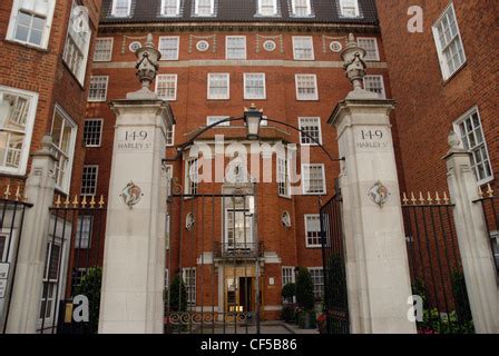 the harley street clinic private hospital London England UK Stock Photo ...