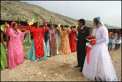 Alfred Yaghobzadeh Photography | Iran-Shiraz ,. traditional wedding in Iran,Their dance is ...