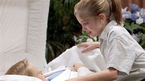 Top 20 Saddest Movies Ever (And It's Okay To Cry) | TheRichest