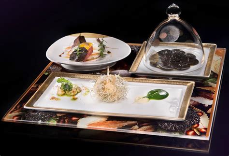 A Sumptuous 18-Course Menu at the Joël Robuchon Restaurant in Las Vegas