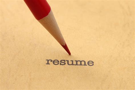 Is Lying On Your Resume Ever OK? | Ivy Exec