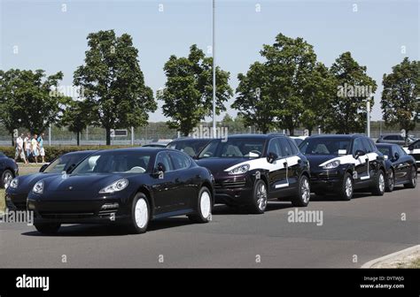 The Porsche factory in Leipzig Stock Photo - Alamy