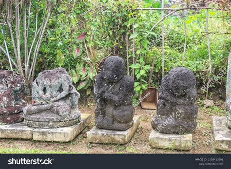 Some Statues Singosari Kingdom Singosari Temple Stock Photo 2158413691 | Shutterstock