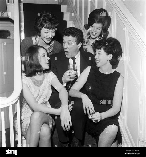 1960s cocktail party hi-res stock photography and images - Alamy