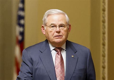 Sen Bob Menendez Hit With Superseding Indictment Alleging He Accepted Qatari Gifts | NTD