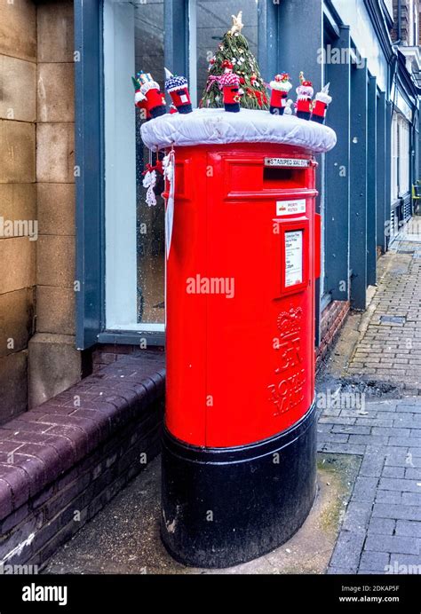 St albans postbox topper hi-res stock photography and images - Alamy