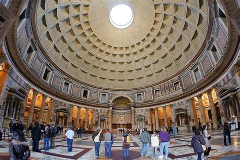 Skip the Line Colosseum and Ancient Rome Tour with Pantheon 2024