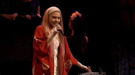 Grimes – (Live at Jimmy Fallon), el Video que la NBC Desvinculo de su ...