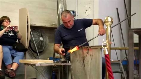 Murano Glass Blowing Horse Demonstration Venice Italy - YouTube