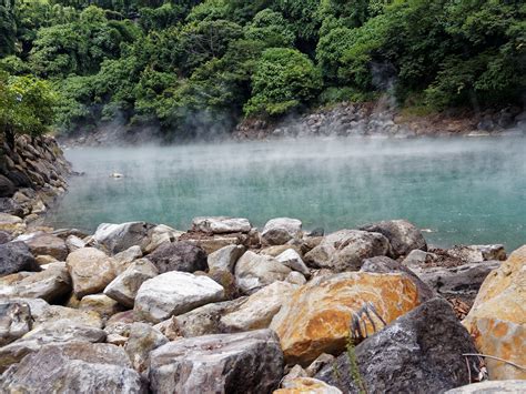 5 Hot Springs Near Taipei + 5 Tips For Hot Springs Etiquette – OWNRIDES