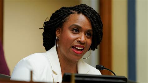 Rep. Ayanna Pressley praises UMass Boston graduates as ‘Trump’s worst ...