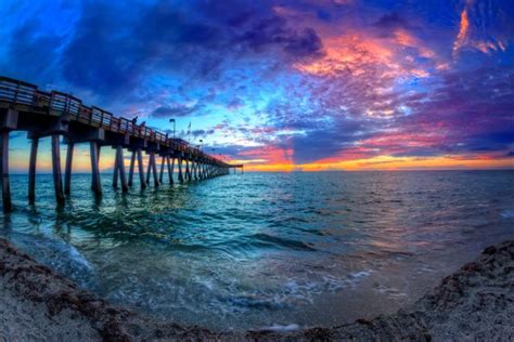 Here Are The 14 Most Beautiful, Charming Beach Towns In Florida | Venice florida, Florida ...