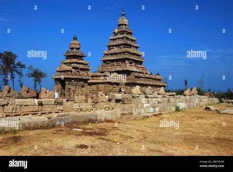 Mahabalipuram Shore Temple Stock Photo - Alamy