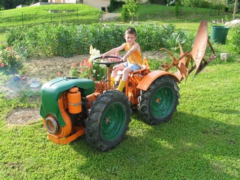 Tractor Pasquali italiano modelo MR (4 X 4).