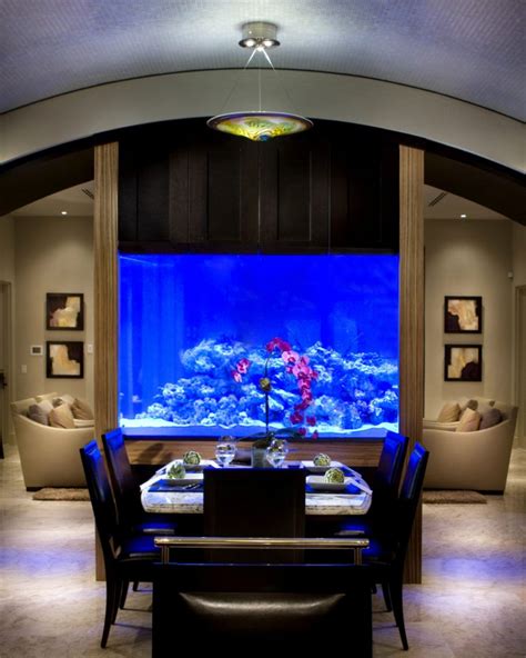 Amazing Built-In Aquariums in Interior Design | Wall aquarium, Amazing ...