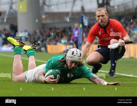 Mack hansen ireland rugby hi-res stock photography and images - Alamy