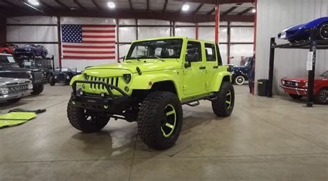 Here's What A Lime Green Jeep Wrangler Costs